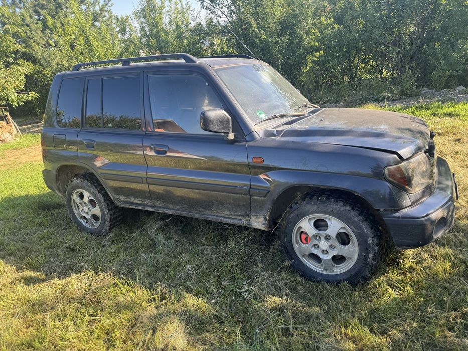 Dezmembrez Mitsubishi Pajero pinin 2.0  si 1.8 gdi piese pinini shogun