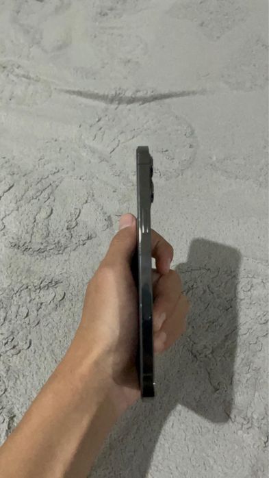 Продам 12 pro max