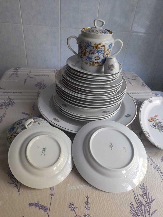 Продам посуду из фарфора
