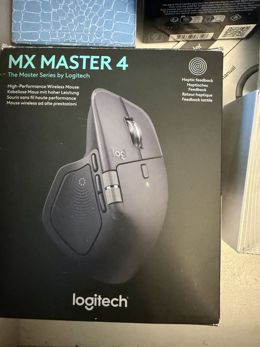 Мышь компюбтерная от Logitech