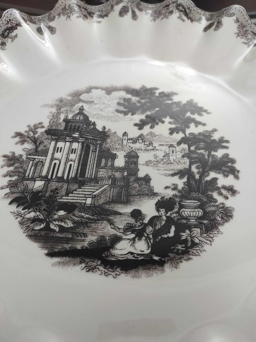 Английская ваза для фруктов и тортов