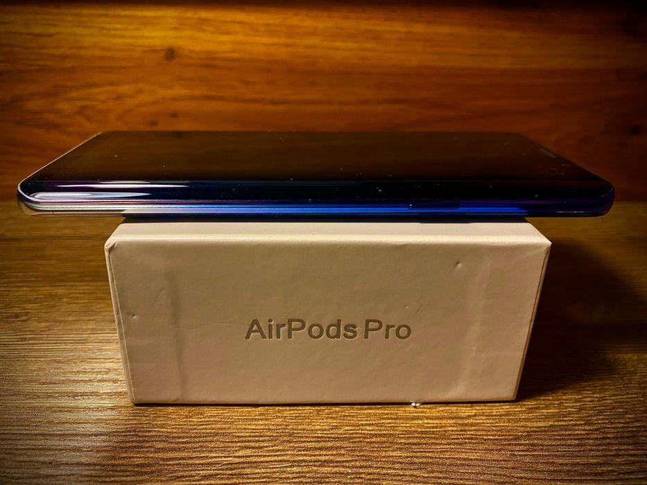 Продам самсунг с9