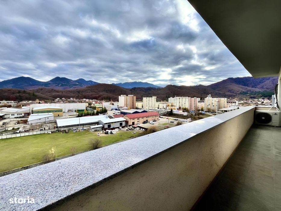 Apartament cu 4 camere de vânzare în cartierul Noua Brașov