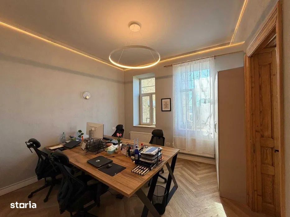 Spatiu Birouri | 5 Camere | Zona Peninsulara