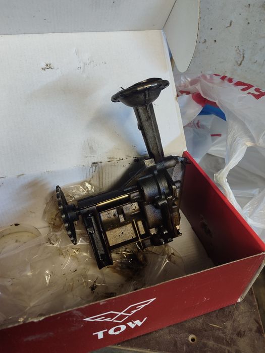 Продам масляный насос на Ларгус,в рабочем состоянии