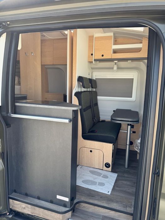 Autorulota Campervan Sunlight C590 4x4 in stoc