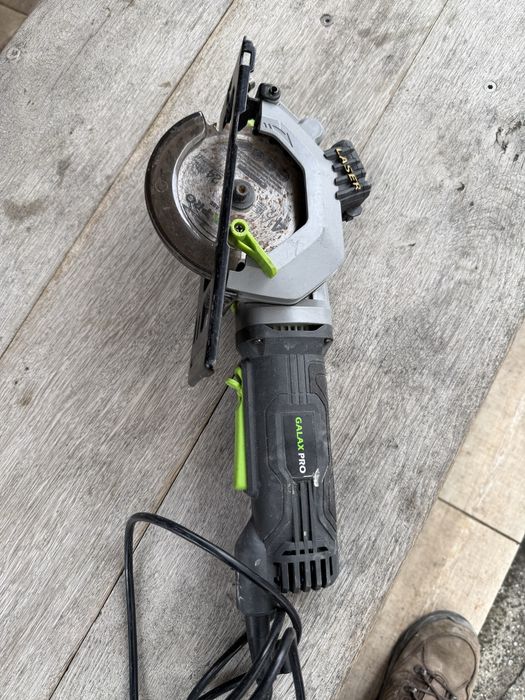 Мини циркулярен трион GALAX PRO 480w