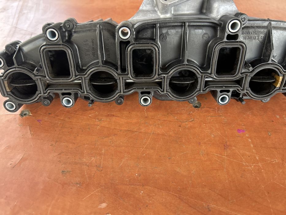 Galerie admisie aluminiu vw passat b6 motor 2.0 CBAB