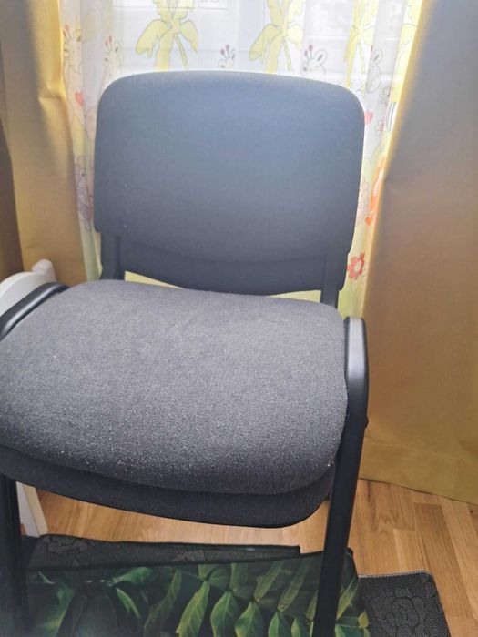 Подарявам използван матрак и 2 стола