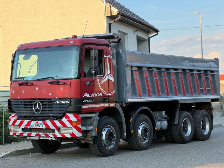 Autobasculanta de vanzare