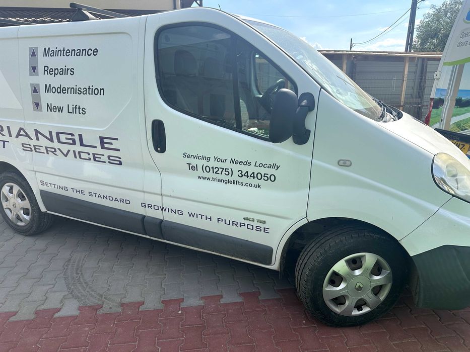 RENAULT Trafic 2011 — imagine 2