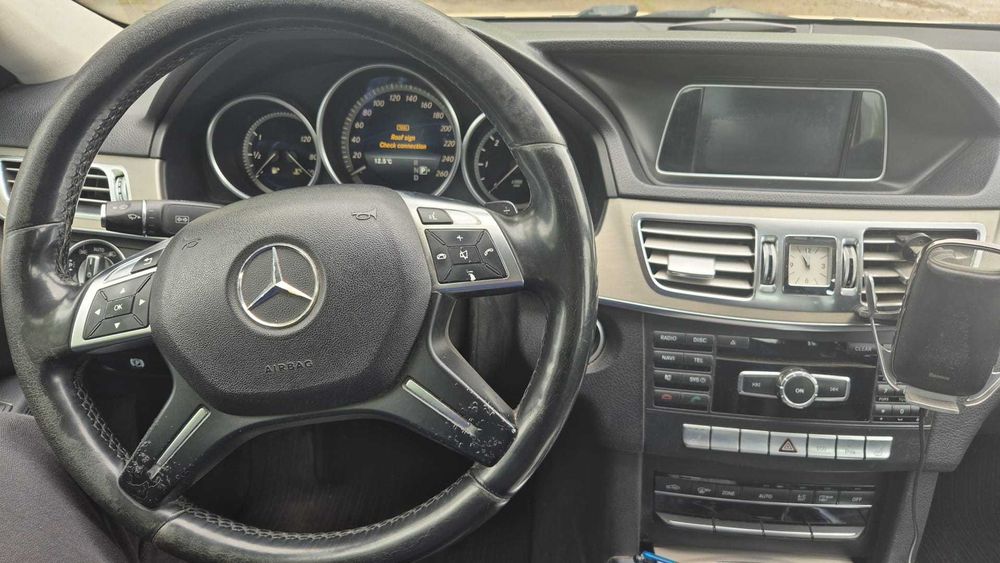 Vand Mercedes E200