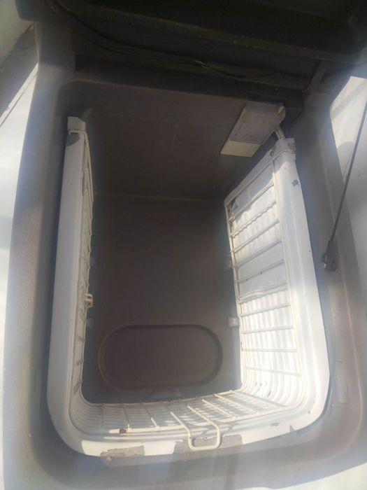 Авто хладилник indel B, с компресор SECOP, обем 31 литра
 цвят Черен/С