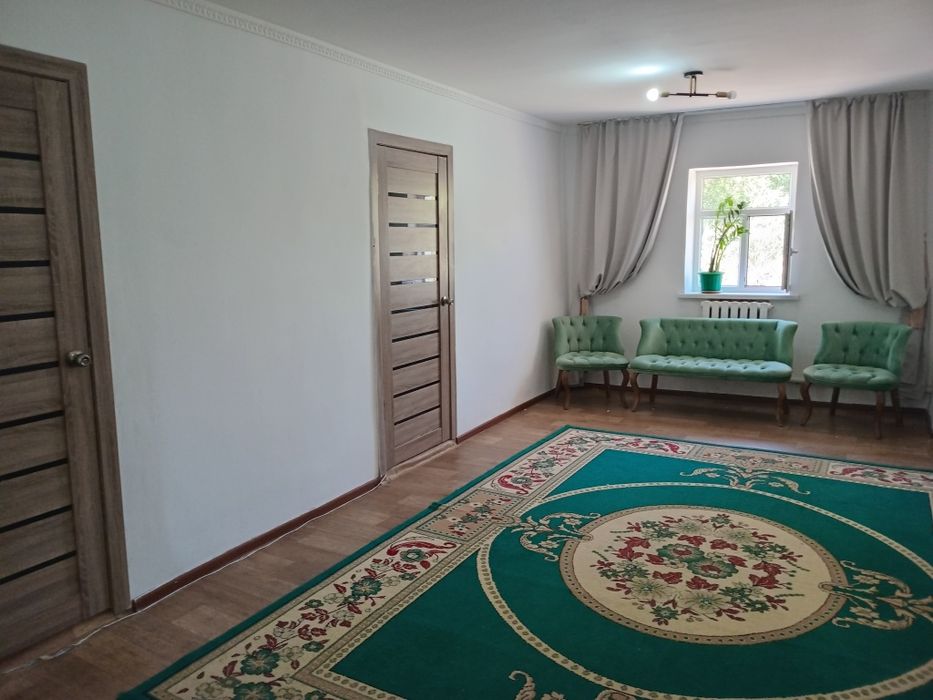 В районе гимназии N 3 Продается плановый дом