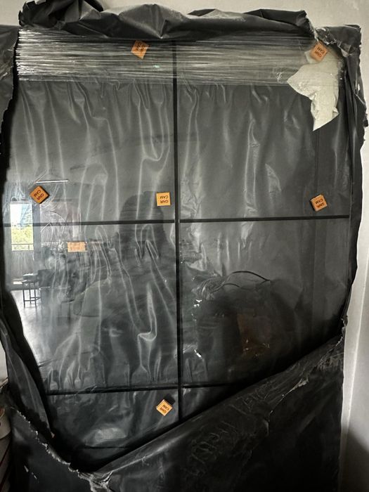 Параван за баня от закалено стъкло