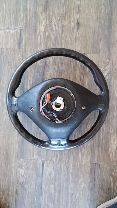 Продавам оригинален M волан за BMW E36 и BMW E39.