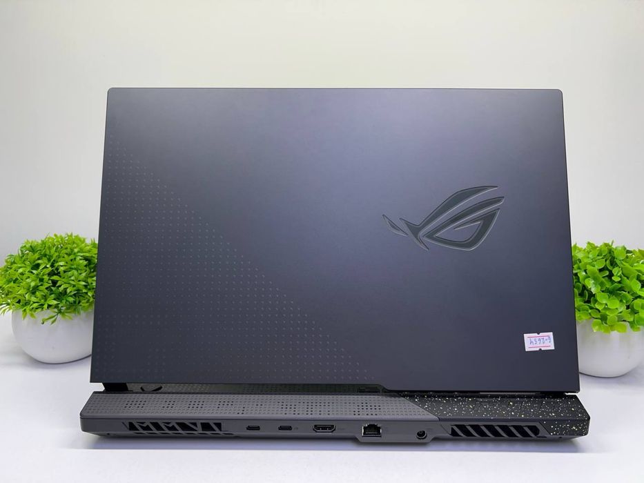 Rog Strix G513R Rayzen 7-6