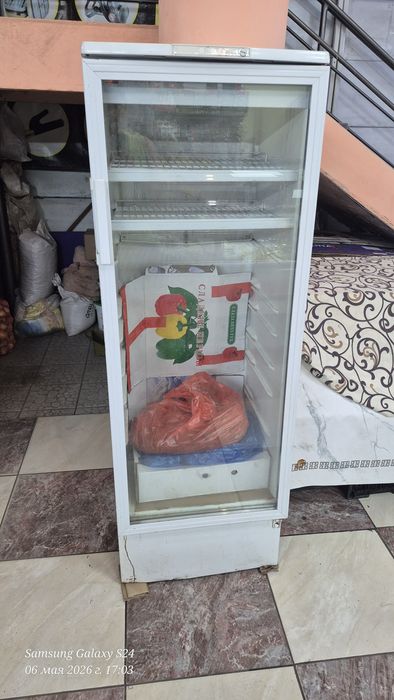 Торговый холодильник