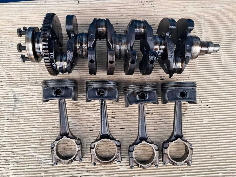 Opel Astra H Zafira B, set pistoane cu biele, arbore vibrochen, 1,6