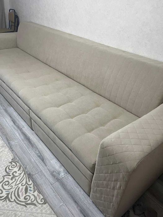 Продам диван 3,5 метра