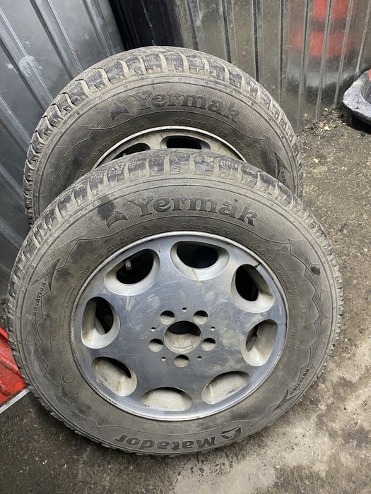 Продаю диски с Резиной