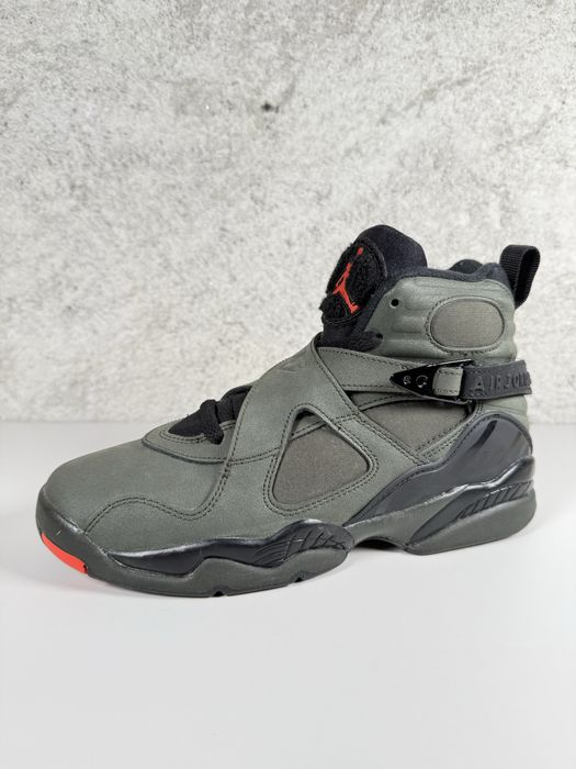 Jordan 8 Retro Take Flight Undefeated