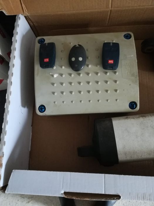 Sistem porți automat