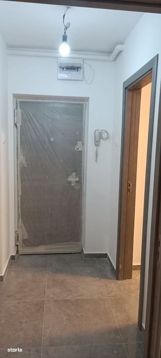 Apartament 3 camere Drumul Taberei Moghioros la linia 41