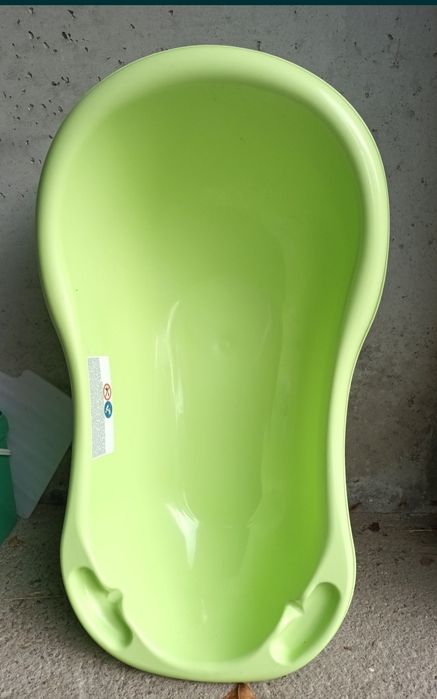 Продавам детско коритце