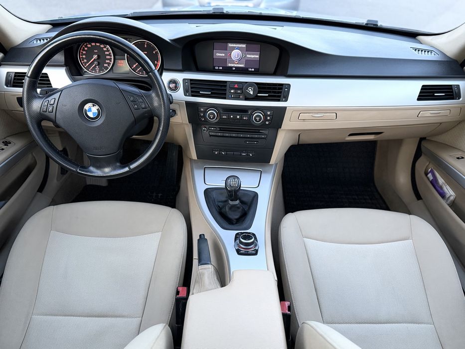 Vand •BMW seria 3 Facelift 2.0D•Trapă•Faruri-Bi•Xenon-Incalzire in scaune •Distributia schimbata detin factura