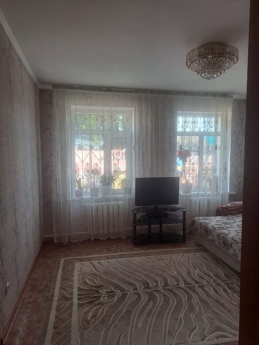 Продается полдома