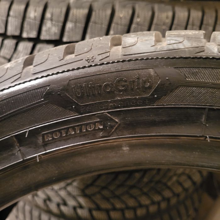 Гума Goodyear 245/45/R20