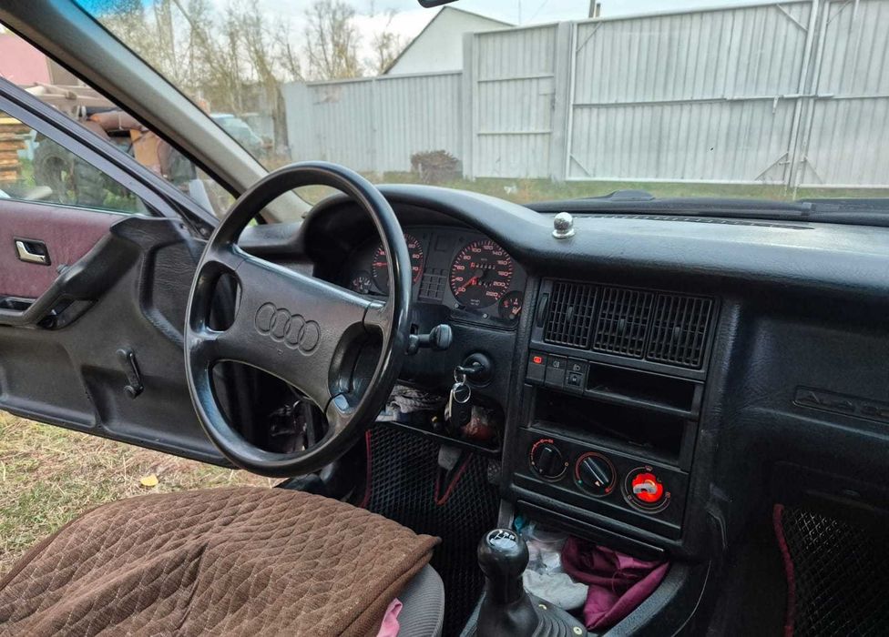 Продам Ауди 80 Б3 + прицеп