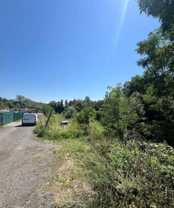 Teren intravilan de vanzare in zona Tocile-Sadu.