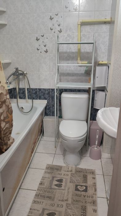 Продам квартиру в 11 микрорайоне