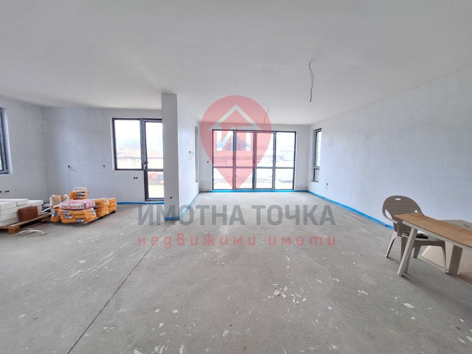 Продава се Къща в Асеновград - 420 кв.м за 474 €/кв.м - Снимка #3