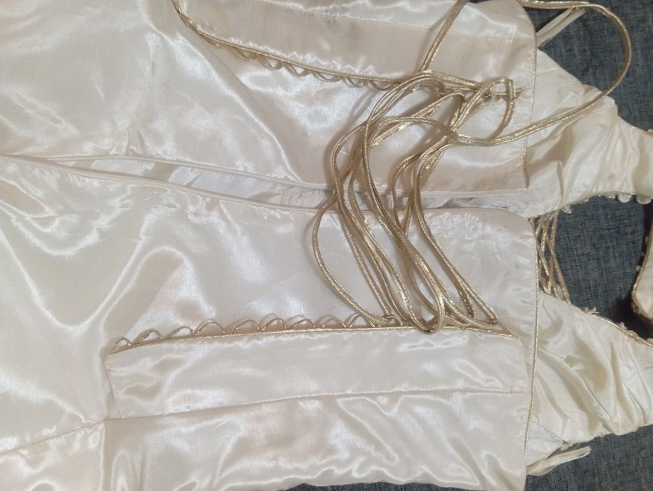 Платье на свадьбу,прямое