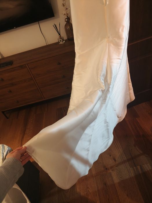 Rochie mireasa stil sirena