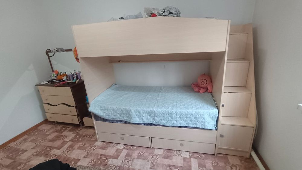 Продам кровать детскую
