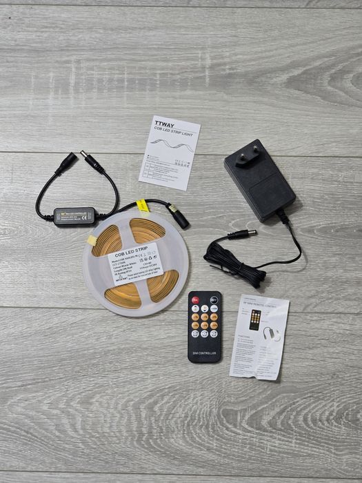 Bandă LED COB 2700K Alb Cald 5m – 24V, Reglabilă, CRI90+, Telecomandă