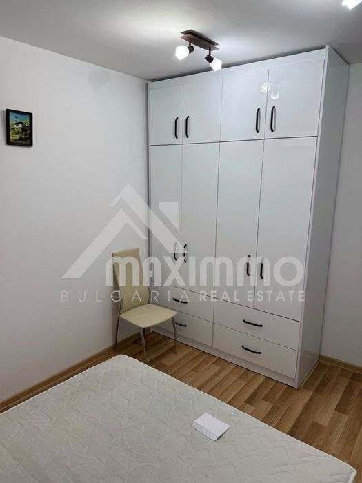 Продава се Тристаен апартамент в Варна, Левски - 80 кв.м за 2419 €/кв.м - Снимка #12
