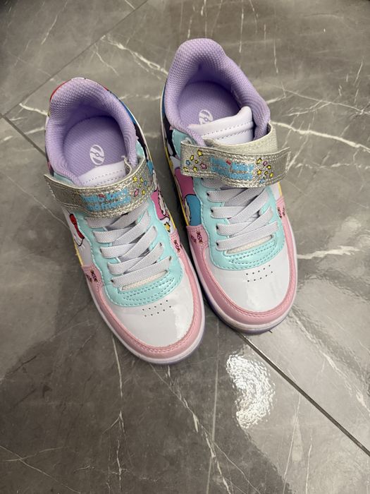 Tenisi cu role marimea 32