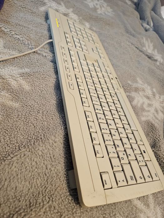 Tastatura Cherry alb stare buna