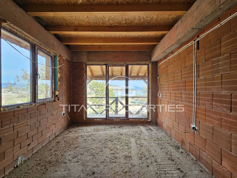 Триетажна къща в Цигов чарк