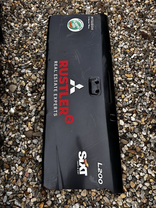 Ușă spate mitsubishi l 200.