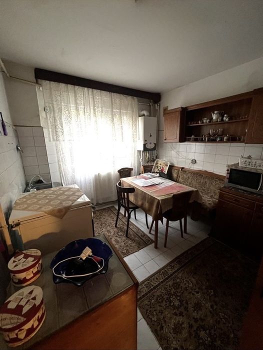 Piata Mare - 3 Camere - Decomandat - 63 mp - Scoala nr 6