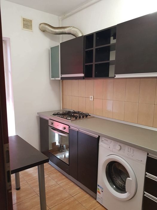 Garsoniera de inchiriat cu loc de parcare in Rasarit de Soare