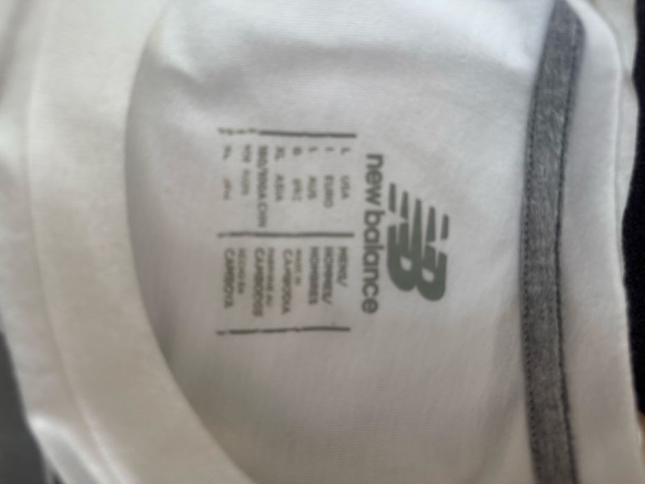 New Balance Mens Graphic V Flying NB Brand T-Shirt Classic