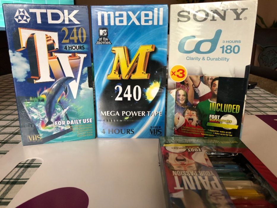 Vand casete video VHS noi,sigilate