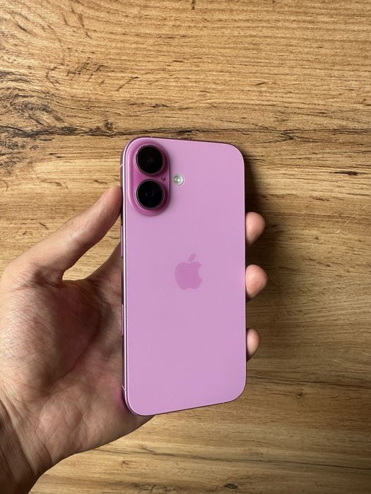 Srochno !!! iPhone 16 Pink
